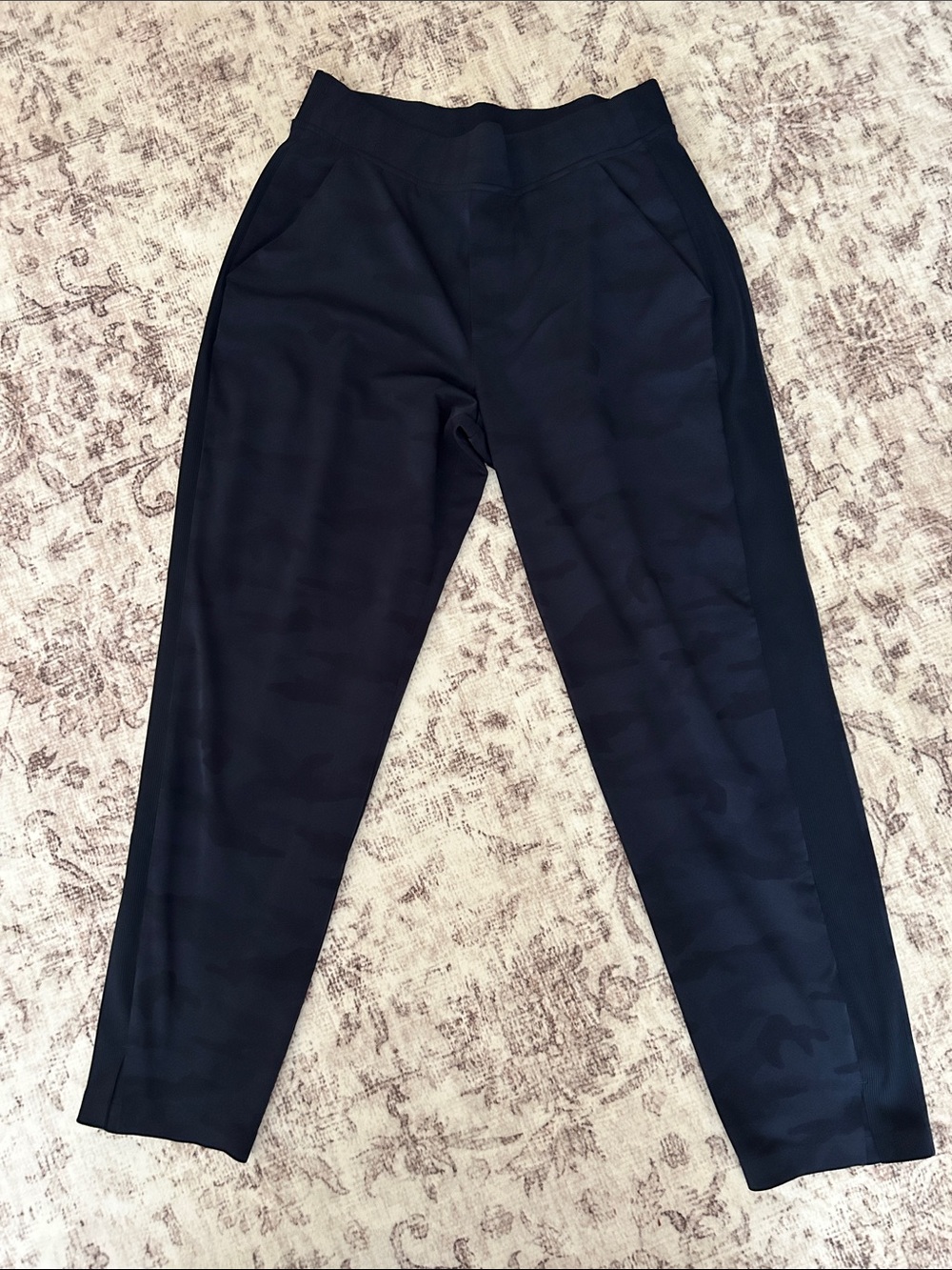 Athleta Men's Navy Stretch Joggers